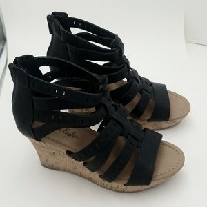 American Eagle Black Strappy Wedge  Heels size 5